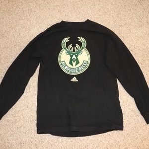 Milwaukee Bucks shirt